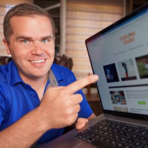 How FuelingTeens.com is beating bigger sites (Plus your questions LIVE!)