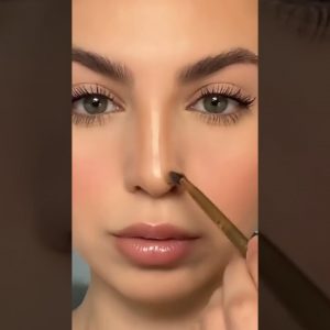 Nose contouring hack 🥰 | Love it..??? | Subscribe for more makeup hacks and tricks 👇 #short