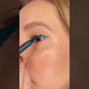 So smooth Eye Liner 😮‍💨❣️| Credit goes to makeupvibes.co ❣️#short