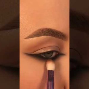 Eye makeup Tutorial | by alicekingmakeup | For more easy makeup trick please subscribe 👇👇 #short