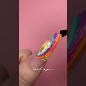Rainbow Splatter 🌈 💅| Chelly_nails | Subscribe for more #short #nailart ❣️