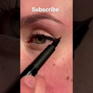 Eyeliner closeup ✨| CR: aesthetic.makeup…a ❣️