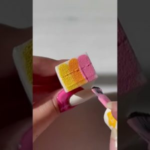 This is how to create sunset nailart using just sponge only 🧽😍 | avrnailswatches #nailart #short
